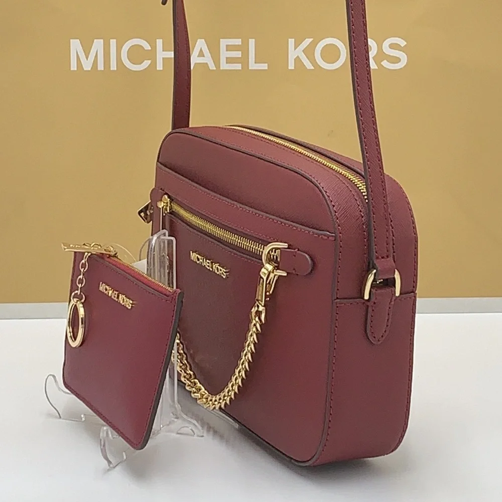 MICHAEL KORS LARGE EW CROSSBODY DARK CHERRY & SM TOP ZIP COINPOUCH MULBERRY
NWT - Picture 3 of 16
